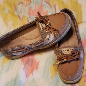 Womens brown sperrys